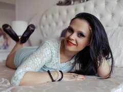 IOANA2163 - female with brown hair and  small tits webcam at ImLive